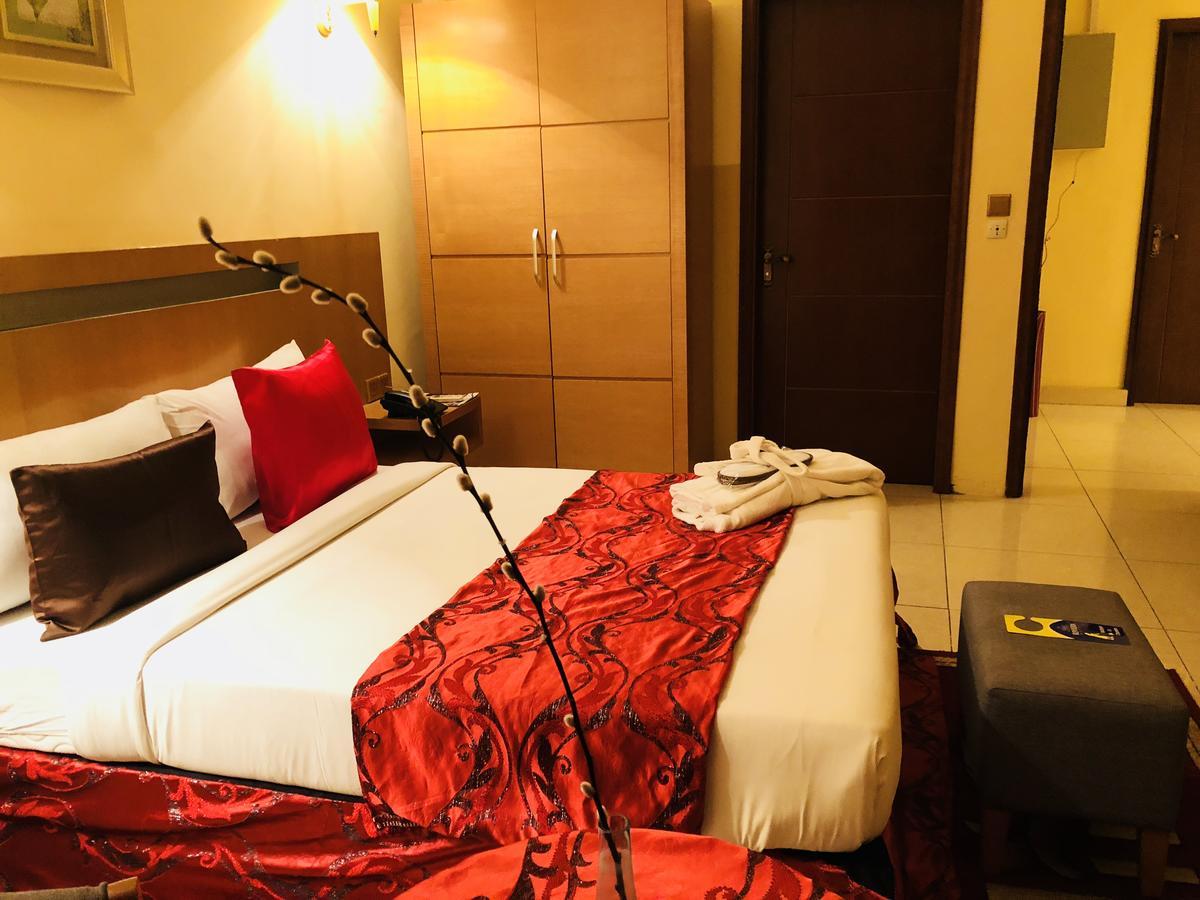 Hotel Riviera Brazzaville Exterior photo